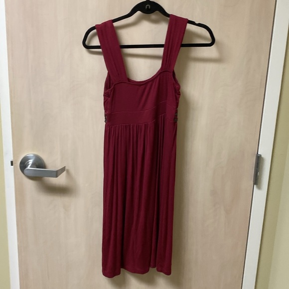 Soprano Maroon Dress Size Small - Picture 4 of 5